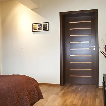 Apartment Smile